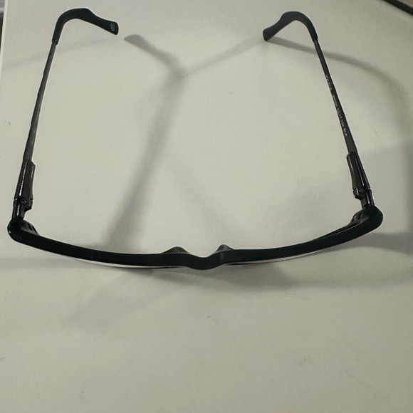 Hakim Canada Prescription Glasses - Picture 4 of 7